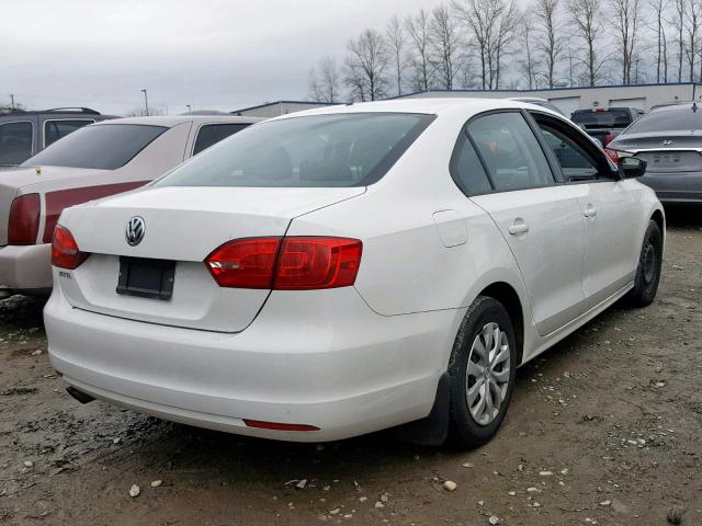 3VW1K7AJ2DM425654 - 2013 VOLKSWAGEN JETTA BASE WHITE photo 4