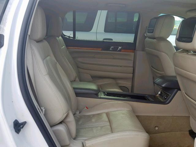 2LMHJ5AT1ABJ19780 - 2010 LINCOLN MKT WHITE photo 6