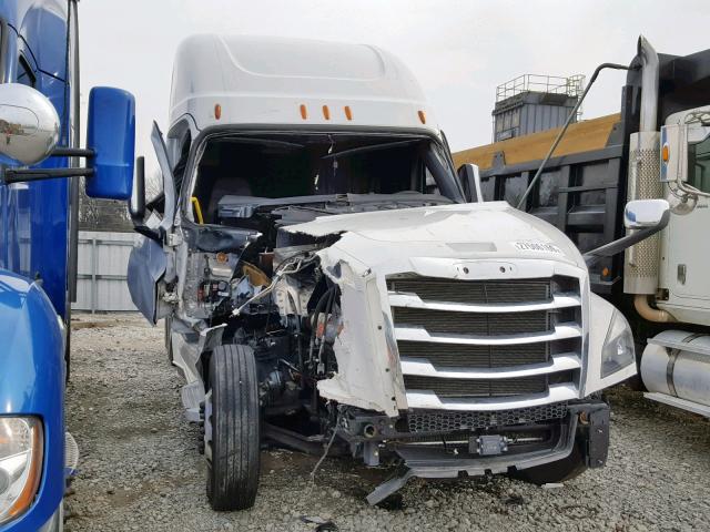 3AKJHHDRXJSJG6491 - 2018 FREIGHTLINER CASCADIA 1 WHITE photo 1