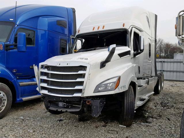 3AKJHHDRXJSJG6491 - 2018 FREIGHTLINER CASCADIA 1 WHITE photo 2