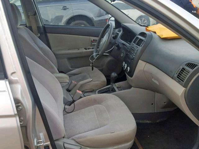 KNAFE221295648062 - 2009 KIA SPECTRA EX SILVER photo 5