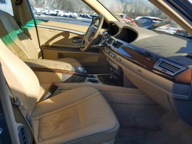 WBAHL83596DT02532 - 2006 BMW 750 I GRAY photo 5