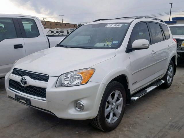 2T3YF4DV0CW136630 - 2012 TOYOTA RAV4 LIMIT WHITE photo 2