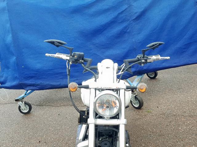 1HD4CJM126K427936 - 2006 HARLEY-DAVIDSON XL883 C WHITE photo 9