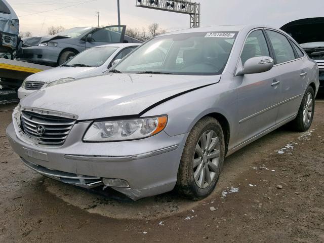 KMHFC4DF4AA451219 - 2010 HYUNDAI AZERA GLS SILVER photo 2