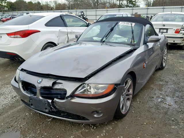 4USBT53413LT23997 - 2003 BMW Z4 3.0 GRAY photo 2