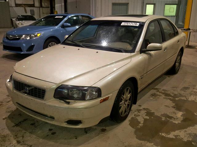 YV1TH59H641364056 - 2004 VOLVO S80 2.5T WHITE photo 2