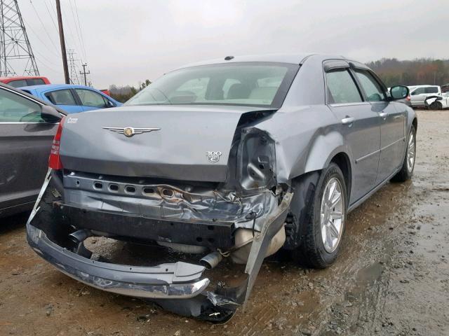 2C3KA63H36H463754 - 2006 CHRYSLER 300C GRAY photo 4