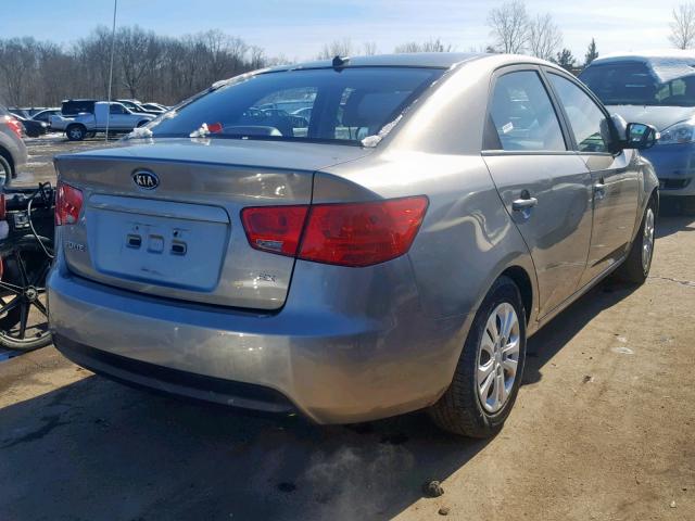 KNAFU4A25A5168305 - 2010 KIA FORTE EX GRAY photo 4