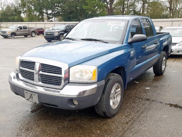 1D7HE48K35S308976 - 2005 DODGE DAKOTA QUA BLUE photo 2