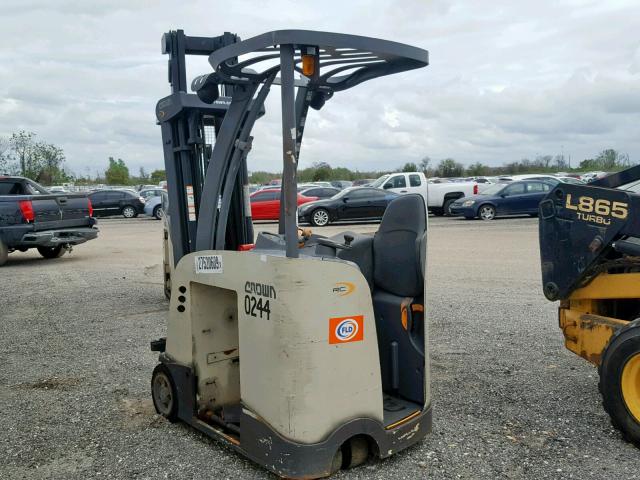 1A357235 - 2000 CROW FORKLIFT WHITE photo 3