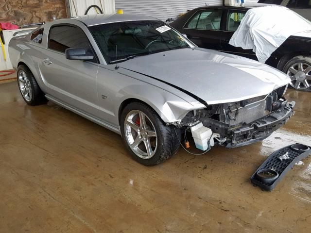 1ZVFT82H075314079 - 2007 FORD MUSTANG GT SILVER photo 1