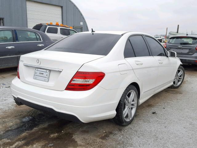 WDDGF4HB7EA959834 - 2014 MERCEDES-BENZ C 250 WHITE photo 4