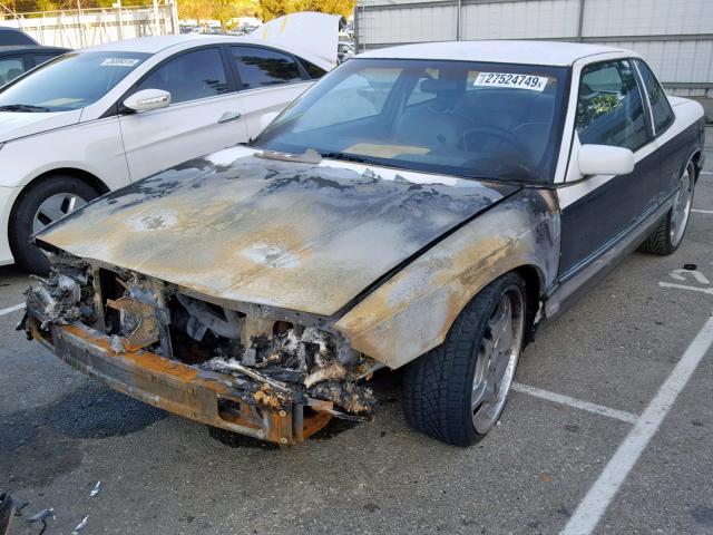 2G4WD14L5N1442210 - 1992 BUICK REGAL LIMI TWO TONE photo 2