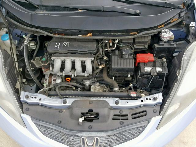 JHMGE88239S073996 - 2009 HONDA FIT BLUE photo 7