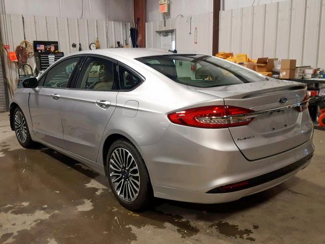 3FA6P0RU4JR247119 - 2018 FORD FUSION TIT SILVER photo 3