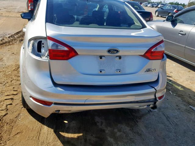 3FADP4AJXEM120913 - 2014 FORD FIESTA S SILVER photo 9