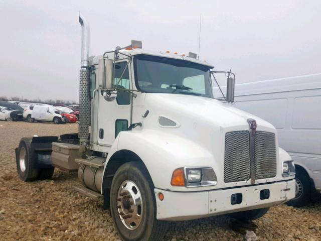 2XKMAD7X65M103849 - 2005 KENWORTH CONSTRUCTI WHITE photo 1