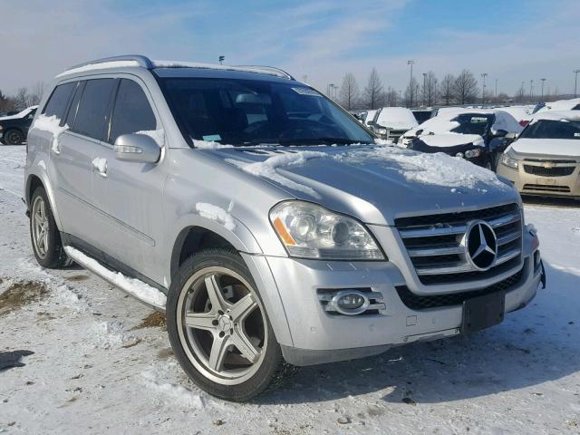 4JGBF86E18A370576 - 2008 MERCEDES-BENZ GL 550 4MA SILVER photo 1