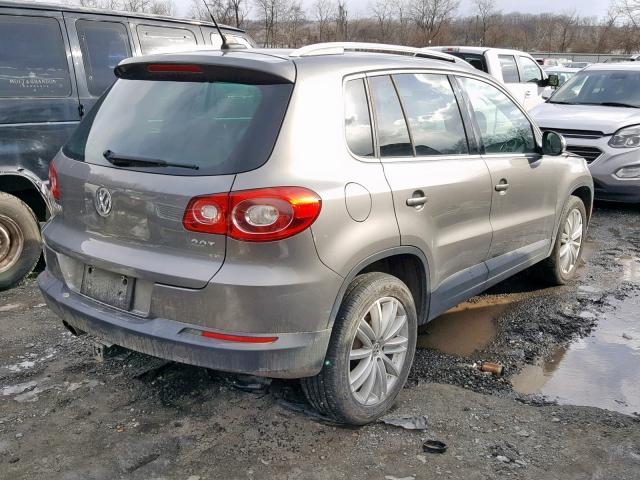 WVGAV7AX0BW501850 - 2011 VOLKSWAGEN TIGUAN S GRAY photo 4