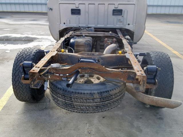 1FTSW31F42EB19445 - 2002 FORD F350 SRW S GRAY photo 9