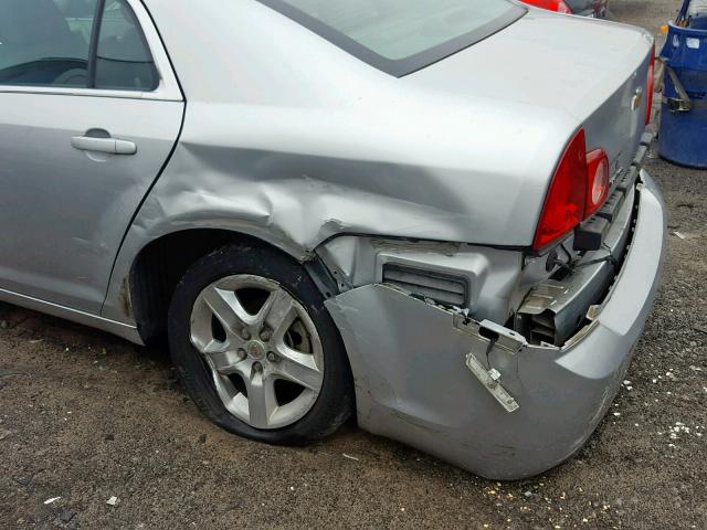 1G1ZA5EU6CF370389 - 2012 CHEVROLET MALIBU LS SILVER photo 9