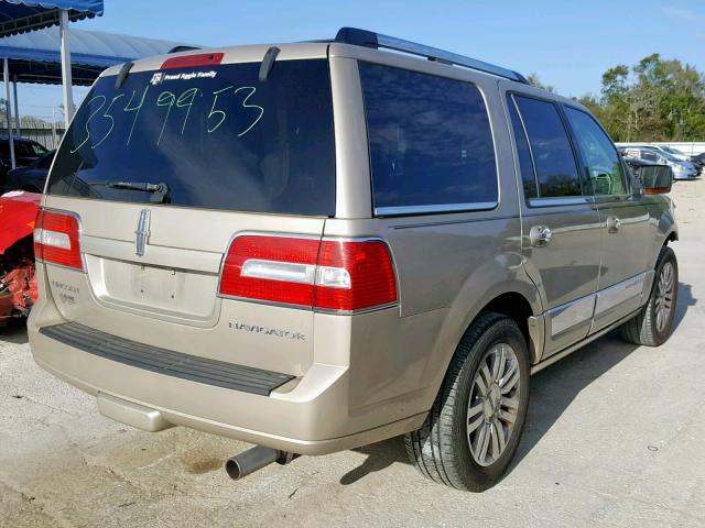 5LMFU27598LJ07482 - 2008 LINCOLN NAVIGATOR GOLD photo 4