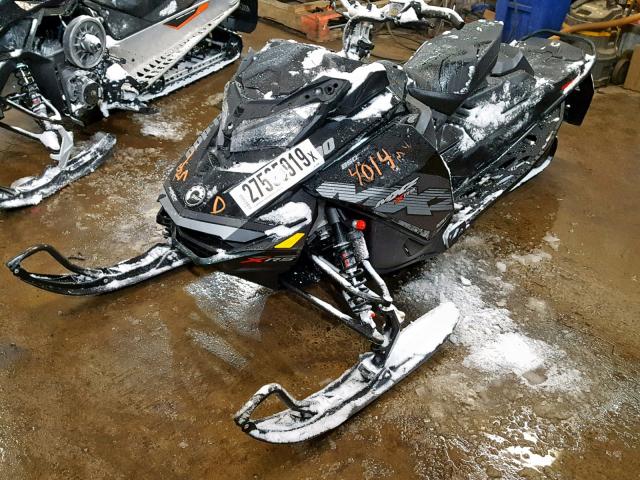 2BPSMXJE3JV000086 - 2018 SKI DOO MXZ BLACK photo 2