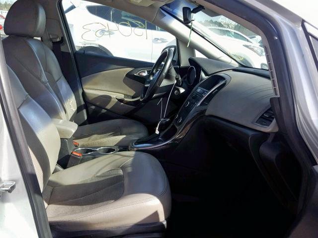 1G4PP5SK9C4208683 - 2012 BUICK VERANO SILVER photo 5