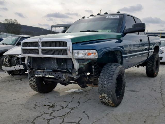 3B7KF236XXG139819 - 1999 DODGE RAM 2500 GREEN photo 2