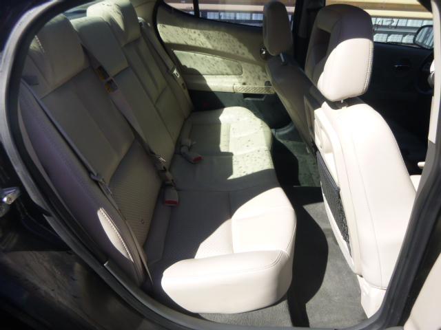 2G2WR524X41132971 - 2004 PONTIAC GRAND PRIX BLACK photo 6