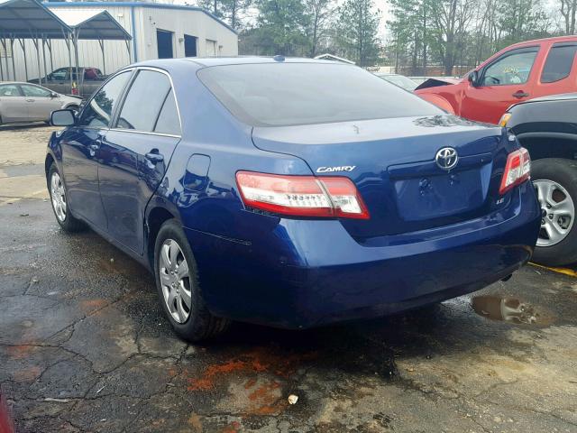 4T1BF3EK2BU704582 - 2011 TOYOTA CAMRY BASE BLUE photo 3