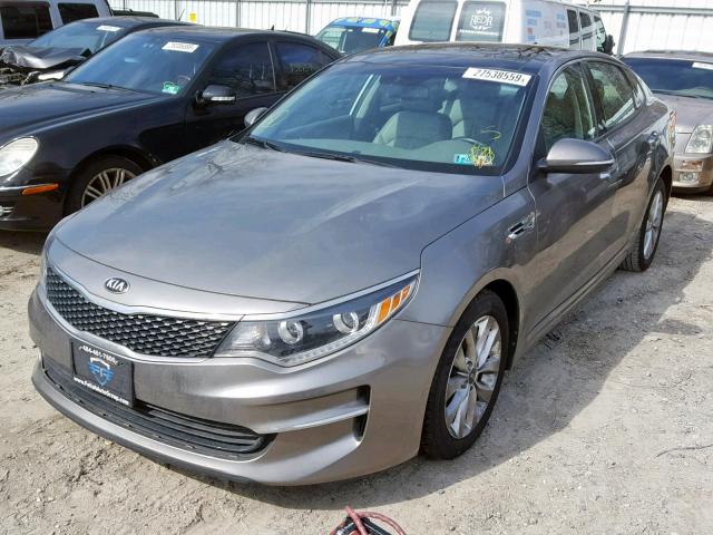 5XXGU4L35GG004991 - 2016 KIA OPTIMA EX GRAY photo 2