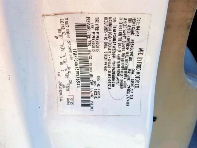 1FAFP34N45W276544 - 2005 FORD FOCUS ZX4 WHITE photo 10