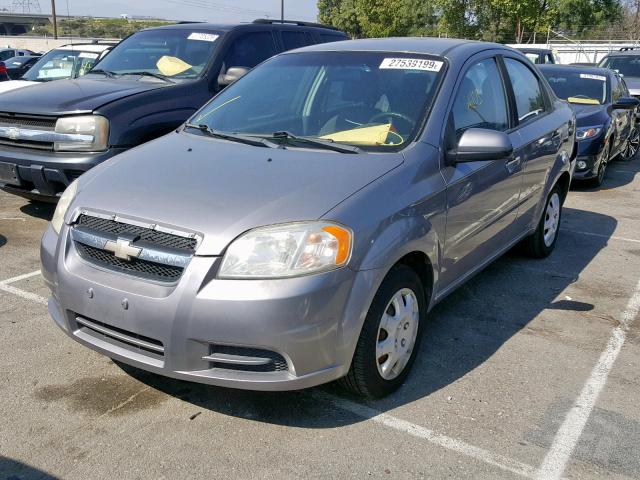 KL1TD5DE1AB044669 - 2010 CHEVROLET AVEO LS GRAY photo 2