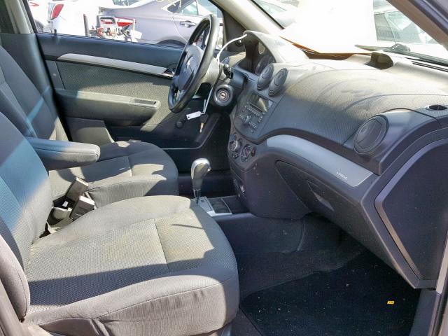 KL1TD5DE1AB044669 - 2010 CHEVROLET AVEO LS GRAY photo 5