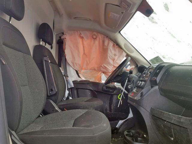 3C6TRVBG9JE140445 - 2018 RAM PROMASTER 白色 照片 5