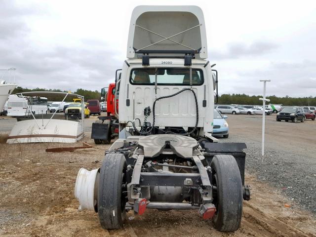 1FUBCYCY0EHFW0895 - 2014 FREIGHTLINER M2 106 MED WHITE photo 6