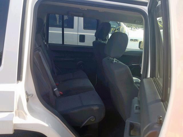 1J8HG48N38C202744 - 2008 JEEP COMMANDER WHITE photo 6