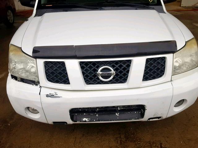 1N6BA06A25N571521 - 2005 NISSAN TITAN XE WHITE photo 9