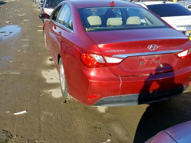 5NPEB4AC1EH943265 - 2014 HYUNDAI SONATA GLS RED photo 3