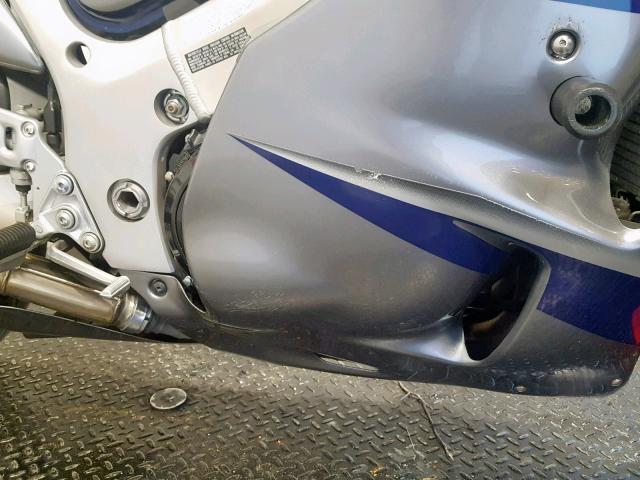 JS1GW71A562112068 - 2006 SUZUKI GSX1300 R BLUE photo 18