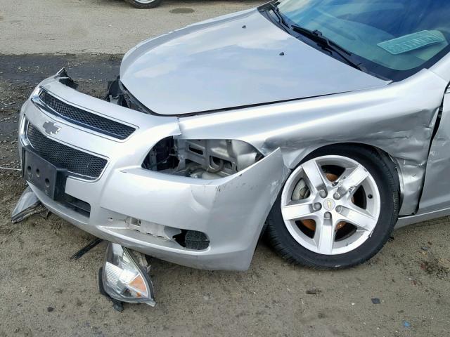 1G1ZA5E02CF216744 - 2012 CHEVROLET MALIBU LS SILVER photo 9