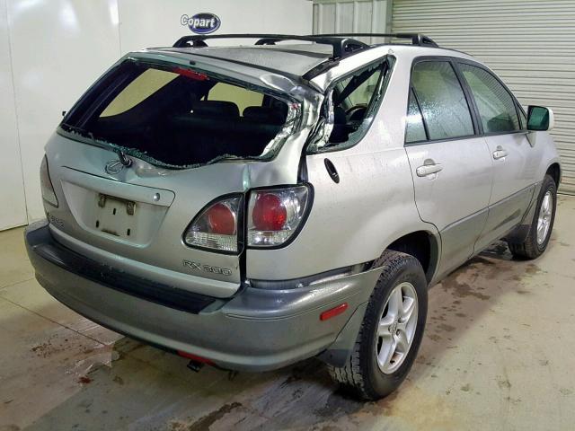 JTJGF10U120120010 - 2002 LEXUS RX 300 SILVER photo 4