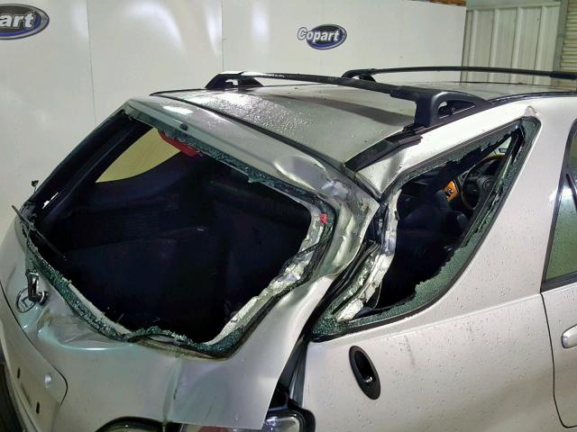 JTJGF10U120120010 - 2002 LEXUS RX 300 SILVER photo 9