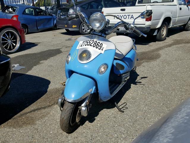 L5YTCKPA0B1126279 - 2011 ZNEN SCOOTER BLUE photo 2