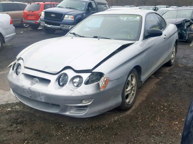 KMHJG25F51U238991 - 2001 HYUNDAI TIBURON SILVER photo 2