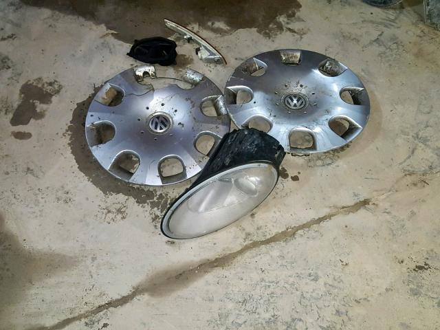 3VWPW3AG8AM016050 - 2010 VOLKSWAGEN NEW BEETLE Rot Foto 9