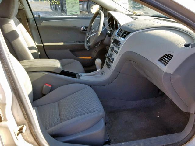 1G1ZG57B494203236 - 2009 CHEVROLET MALIBU LS Gümüş foto 5