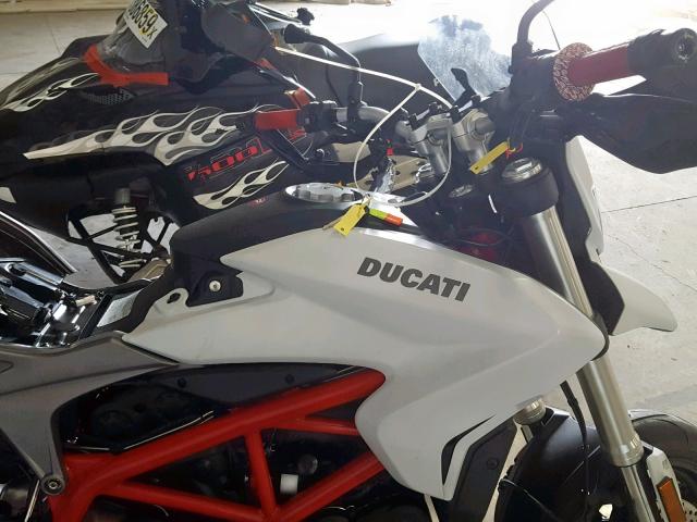 ZDM1YBJS5HB013212 - 2017 DUCATI HYPERMOTAR WHITE photo 5